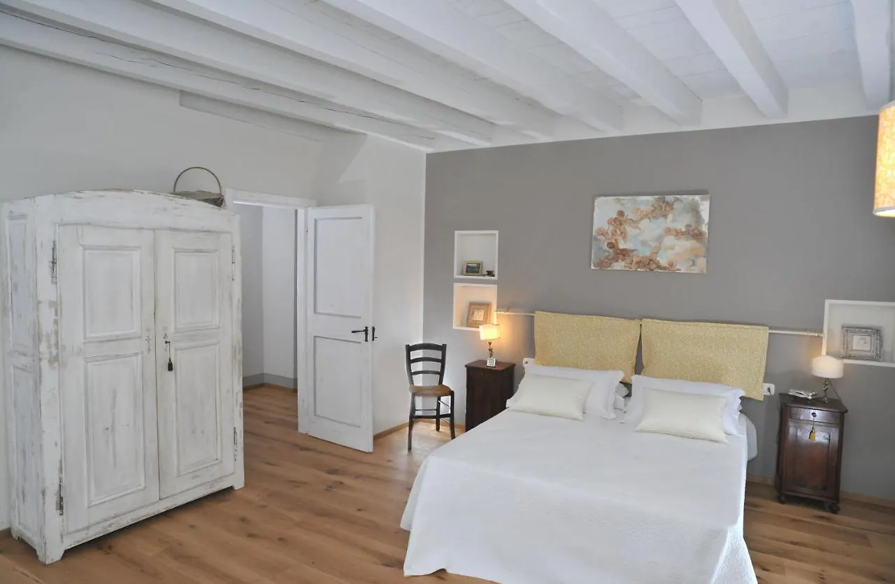 Casa Lumaca Bed and Breakfast Tremezzo Bed & Breakfast