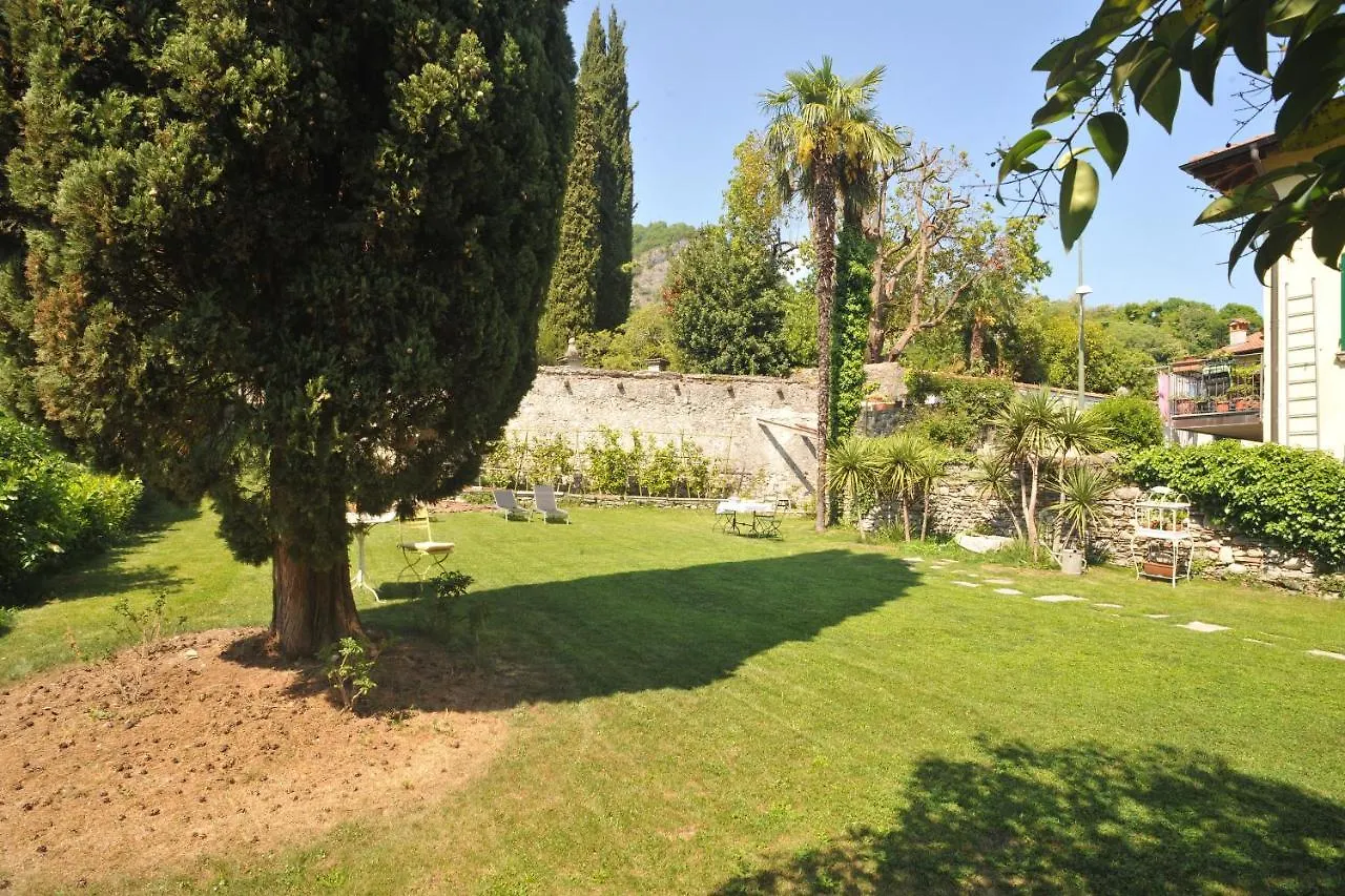 Casa Lumaca Bed and Breakfast Tremezzo Bed & Breakfast